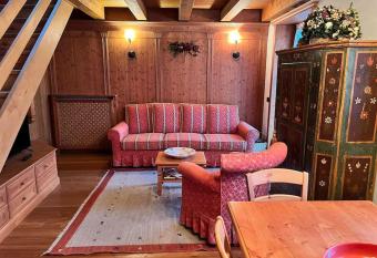 Mansarda su due livelli nel cuore delle Dolomiti has Balcony rooms