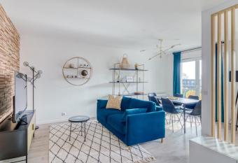 Warm Apartment Disneyland Paris has Balcony rooms