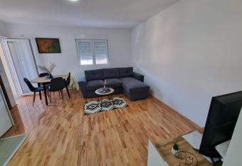 SP Apartmani FREE PARKING has Balcony rooms