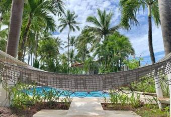 Rustic Beach House in El Roble has Balcony rooms