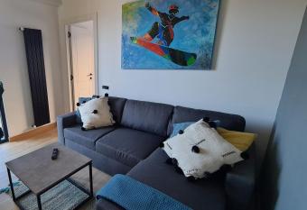 New Gudauri, Twins 1-bedroom with Mountain View allows 18 year olds to book a room