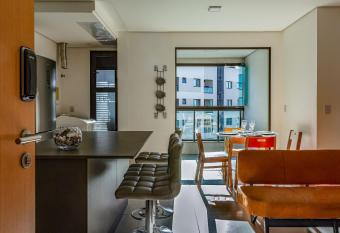 Ap   Delicinha da Penha com Vista Incr  vel e Pertinho do Beto Carreiro! allows 18 year olds to book a room