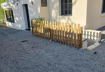 Villa Cosy Pierrefonds has Balcony rooms