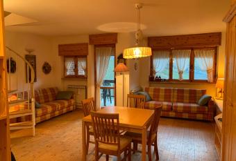 Incantevole 90MQ sulle piste di Limonetto has Balcony rooms