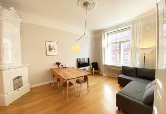 City center 2BR 81m2 Nordic design in Jugend house allows 18 year olds to book a room