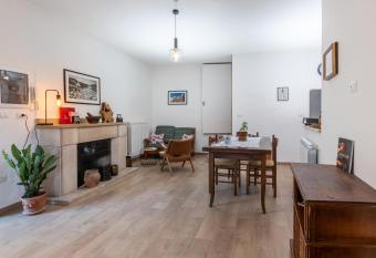 Vico Antico has Balcony rooms