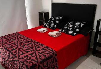 Loft privado Berazategui allows 18 year olds to book a room