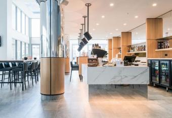 Executive Apartment with Pool & Gym has rooms with a private hot tub