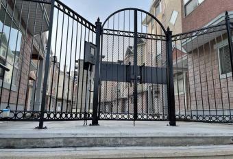 2 K-beds; 2 baths, Downtown; Parking; Pet friendly has Balcony rooms