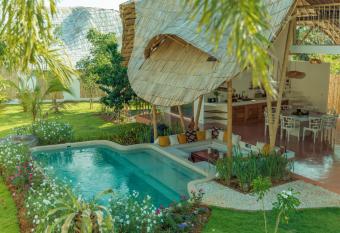 Aloe Ecological Boutique Villa 2 has Balcony rooms