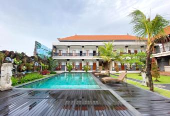 SNA GUEST HOUSE has Balcony rooms