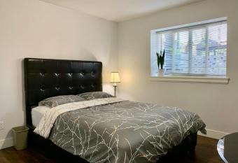 Spacious Burnaby Guest Home allows 18 year olds to book a room