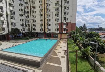 Apartemen Cibubur Village By Nara Property has Balcony rooms