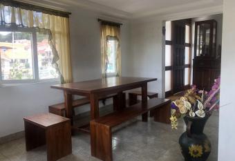 Hermoso departamento en zona residencial tranquila has Balcony rooms