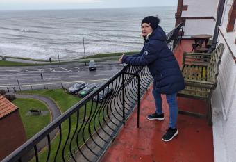 Metropol Whitby Seaview Apartment. has Balcony rooms