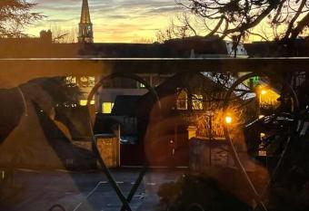 Superbe appartement situ   en plein centre ville has Balcony rooms