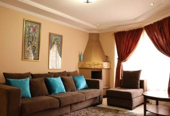 Cozy and Spacious Home with Incredible Location has Balcony rooms