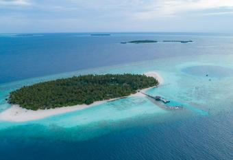 Yash Nature Resort, Maldives has Balcony rooms
