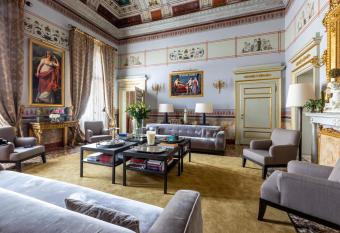 No Other Place - Palazzo Storico allows 18 year olds to book a room