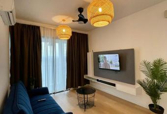 Casa Tiara 2 Bedrooms Condo with Infinity Pool (Muslim preferred) has Balcony rooms