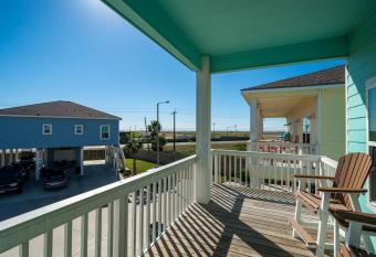 Barnacle House has Balcony rooms