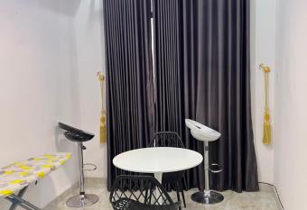 Annys home allows 18 year olds to book a room