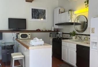 sunlit studio has Balcony rooms