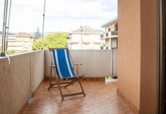 [Box Auto e Terrazzo] Relax a 600 metri dal mare has Balcony rooms