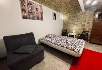 ROMANTYCZNA KRYJ  WKA   cis  e centrum -Self Check-In - allows 18 year olds to book a room