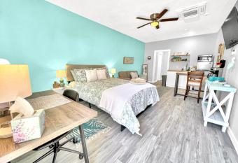 SSE Unit 3 v2 - The Sandpiper - Adventure & Fun Vacation Near BCH! allows 18 year olds to book a room