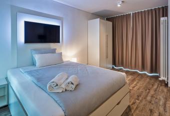 NorthApartments Dresden am Park allows 18 year olds to book a room