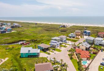 Casa - La - Vista has Balcony rooms