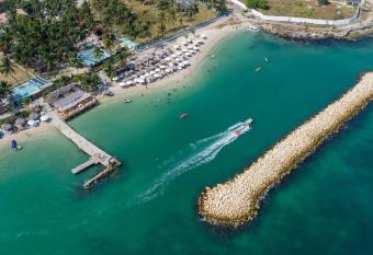 Room in Guest room - Pb-T17 Habitacion Quintuple En Isla Con Desayuno Piscina Y WIFI allows 18 year olds to book a room