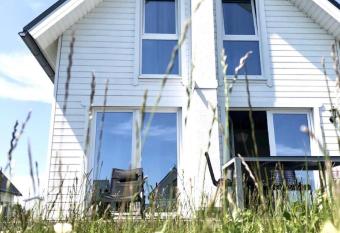 Meerhaus allows 18 year olds to book a room