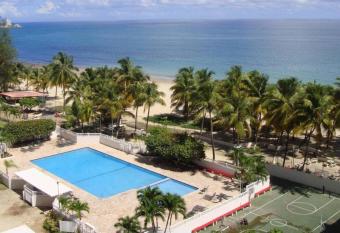 Beach Apt at Marbella del Caribe 3 has Balcony rooms