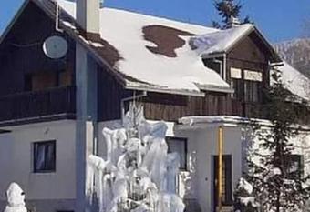 Sobe i apartmani Dragovi   has Smoking/Balcony rooms