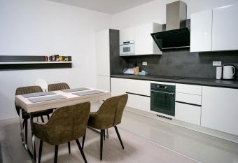 AH Lahoda has Balcony rooms