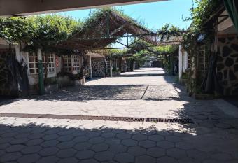 HOTEL PARQUE en Buenos Aires allows 18 year olds to book a room