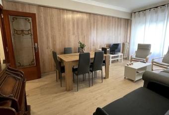 Piso reformado en el centro de Logro  o has Balcony rooms