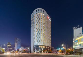 Staz Hotel Ulsan allows 18 year olds to book a room