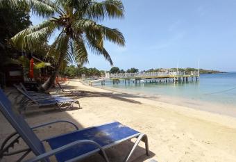 West End Hostel Shared Room allows 18 year olds to book a room