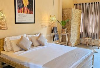 Sugar Hostel Weligama - Coliving & Coworking has Balcony rooms