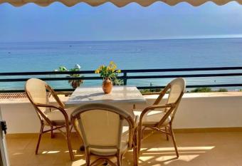Corfu Dream Holidays Villas 8-6 has Balcony rooms