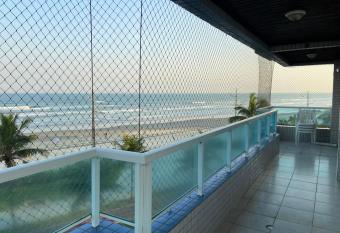 Apto em condom  nio de frente pro Mar has Balcony rooms