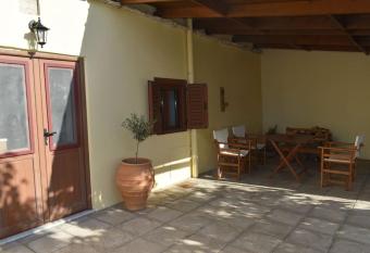 Lithos House allows 18 year olds to book a room