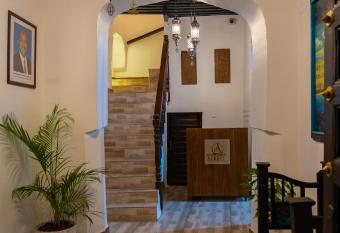 Aurelia Zanzibar allows 18 year olds to book a room
