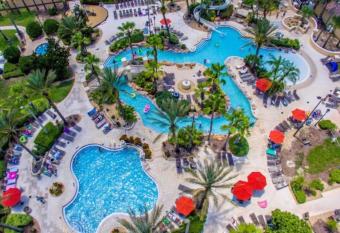 Fun-Filled Family Getaways Near the Magic of Disney 3BD Town House has rooms with a private hot tub