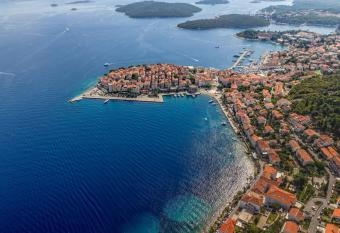 Holiday home in Karbuni with sea view, balcony, air conditioning, WiFi 5095-1 has Balcony rooms