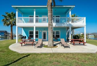 Casa-Azul has Balcony rooms