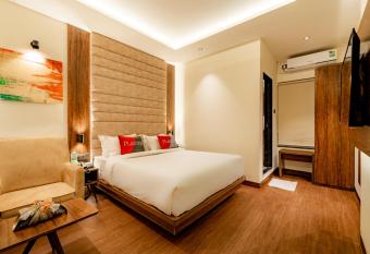 Playotel Inn Scheme 114 allows 18 year olds to book a room